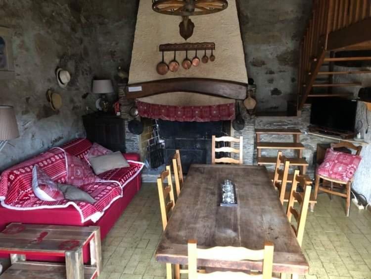 Grange Ancienne Amenagee Villa Rabat-les-Trois-Seigneurs Dış mekan fotoğraf